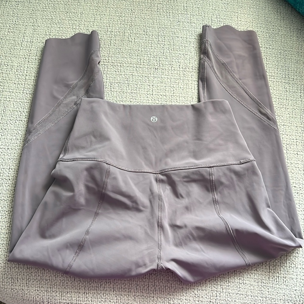 Lululemon Crop Leggings - Picture 4 of 4